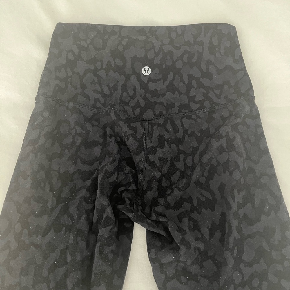 Lululemon Black Printed Align Leggings